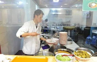 阳光厨房，安心之选 酒店管理的透明化餐饮服务